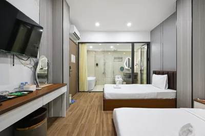The Crown Airport Hotel – Foto 11